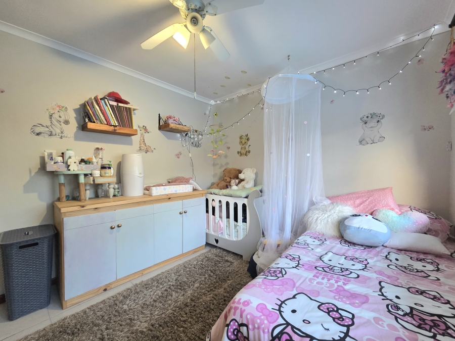 5 Bedroom Property for Sale in Eversdal Western Cape